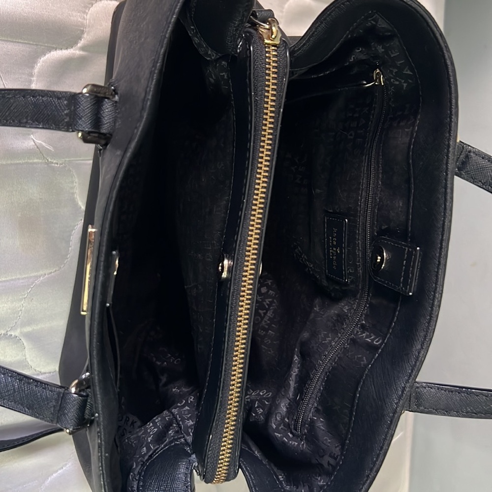 Purse - Picture 2 of 3